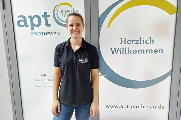 Karina Mahr, Orthopädietechnik-Mechanikerin APT Prothesen Niederlassung Bochum